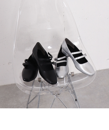 ２ストラップパンプス