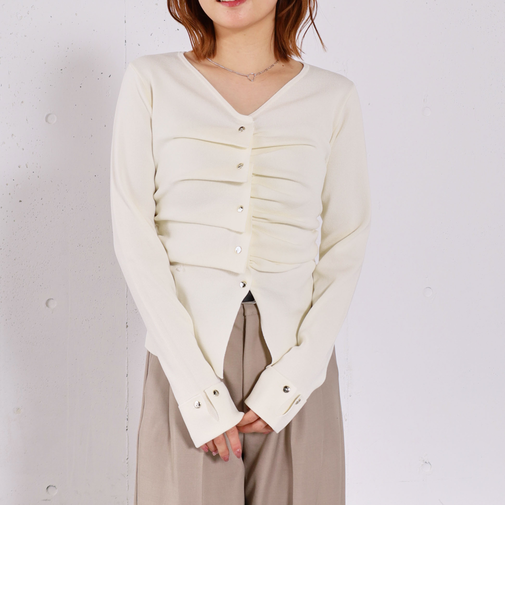 スプリングタックボタンニットプルオーバー