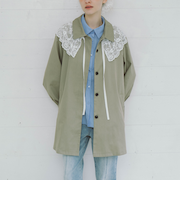 レースカラー付ミドルトレンチコート