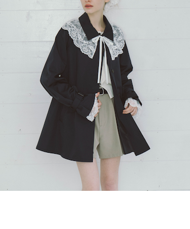 レースカラー付ミドルトレンチコート