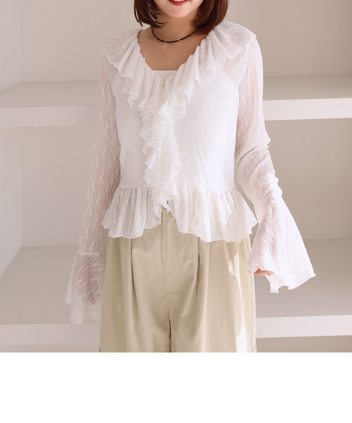 カットレースラッフルフリルＴＯＰＳ