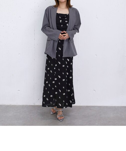 タックドレープ花柄刺繍キャミワンピース