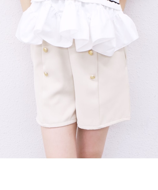 金釦コンパクトショートパンツ