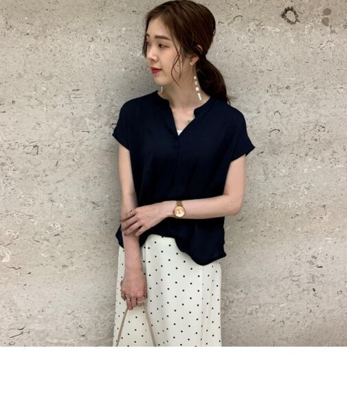 ＮＡＮＯＴＥＸスキッパー後カットブラウス