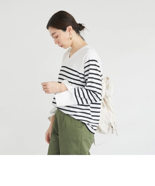 袖カフスＶネックボーダーＴ