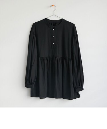 ペプラムギャザーブラウス