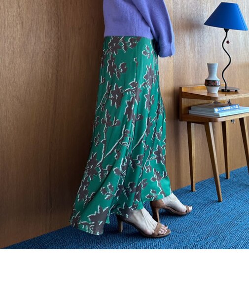 ぼかしｆｌｏｗｅｒバイアスマーメイドスカート