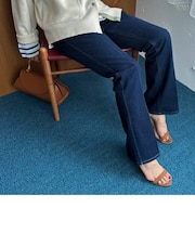 センタープレスストレートデニム