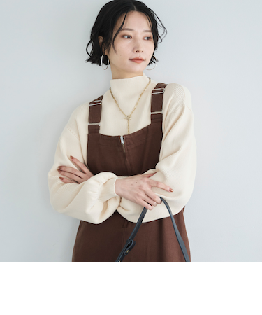 ボリュームスリーブニット