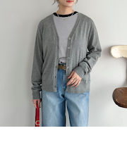 機能性 Vネックカーディガン