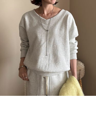 裏起毛Vネック前後2WAYプルオーバー