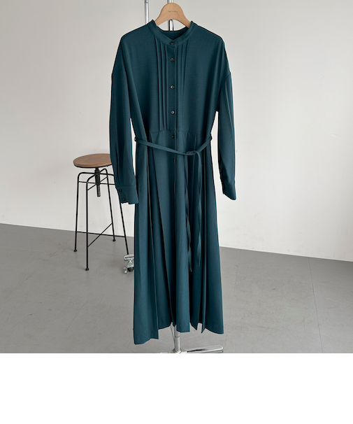 ピンタックプリーツワンピース