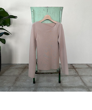 ニュアンスネックリブニット