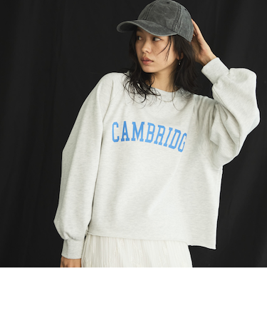 カレッジロゴスウェット