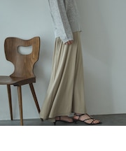 カットフレアスカート