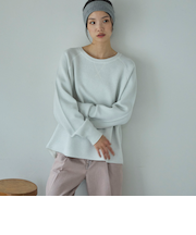 ラメ混スウェットライクニット