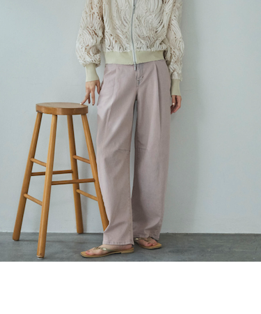 ＨＡＮＡ　ＴＵＣＫ　ＣＵＲＶＥ　ＴＡＰＥＲＥＤ