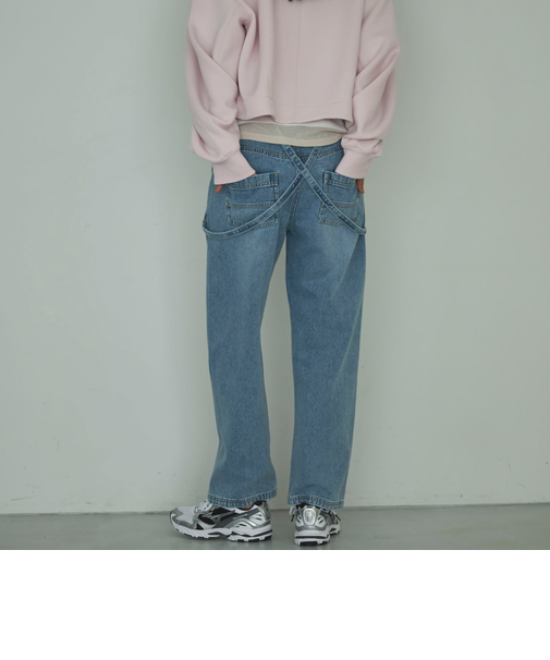 サスペンダー付きストレートデニムパンツ