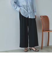 多機能ツータックワイドパンツ