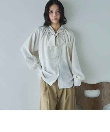 無地ドットボウタイブラウス