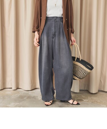 ’ソフトデニムワイドタックパンツ’／