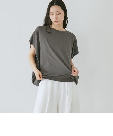 袖タックドルマンＴシャツ