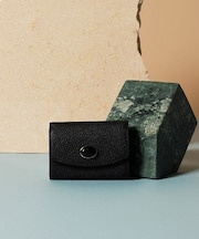 【TOPKAPI】 gemdrops ジェムドロップ ミニエンボスレザー 天然石 三つ折り 財布