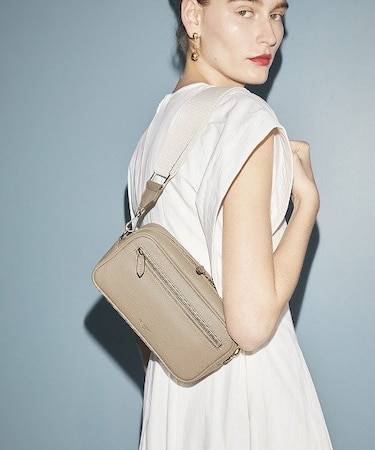 【TREASURE TOPKAPI】シュリンクレザー スクエア 2way ショルダー バッグ