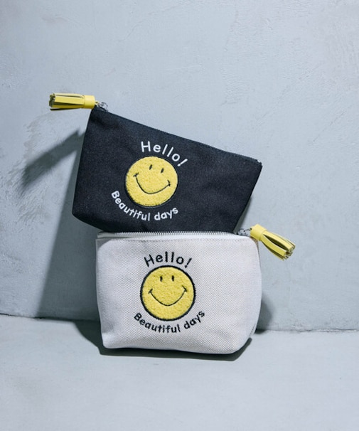 【Breath TOPKAPI】SMILE COLLECTION スマイル 刺繍 タッセルポーチ