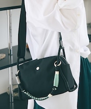 【Breath TOPKAPI】コードチャーム付き ショルダーバッグ