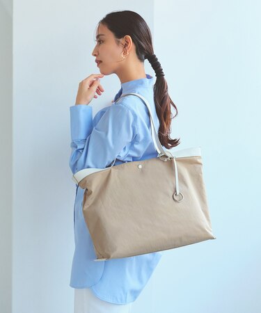 【Breath TOPKAPI】MORPH モーフ リンクルナイロン トートバッグ チャーム付き　A4 / 超軽量 /撥水