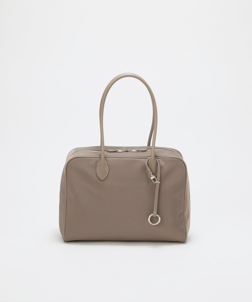 【Breath TOPKAPI】PRIM プリム ナイロン ラウンドスクエア ボストン トートバッグ チャーム付き　A4 / 軽量