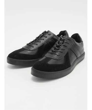 ライトウェイト スニーカー