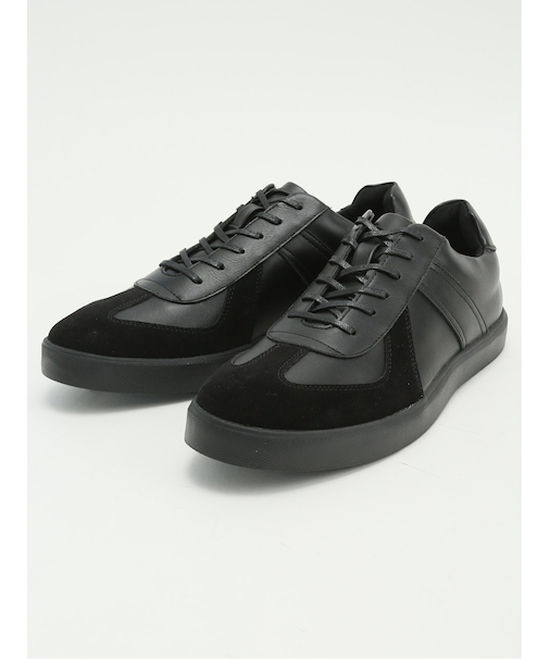 ライトウェイト スニーカー