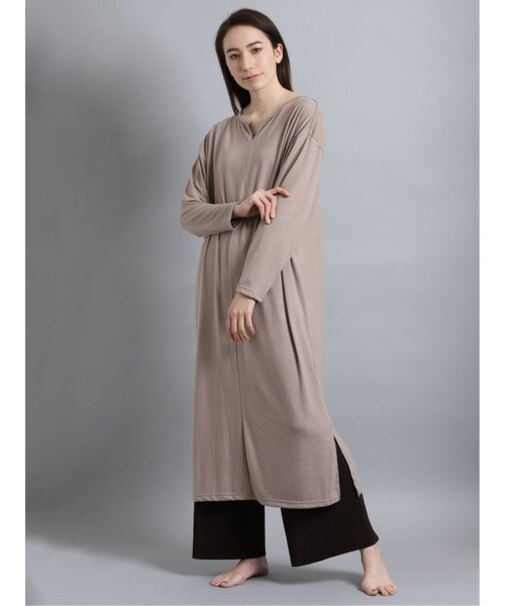 長袖ワンピース＋プリーツパンツセット