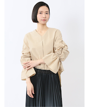 袖ギャザー Vネック プルオーバーブラウス