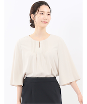 ピンタック 7分袖プルオーバーブラウス