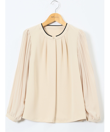 袖プリーツ プルオーバーブラウス