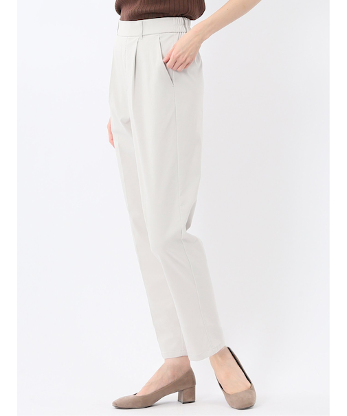 スラリッチ ワンタック テーパードパンツ