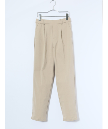 スラリッチ ワンタック テーパードパンツ