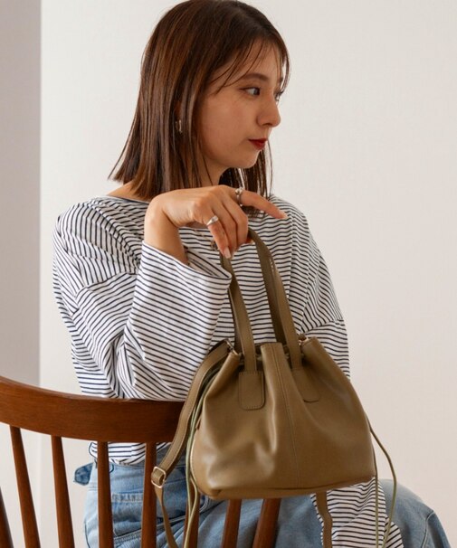 Rename フェイクレザー 巾着トートショルダー