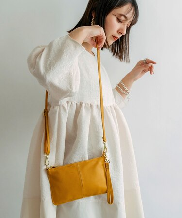 本革 スリムミニショルダーバッグ サコッシュ ミニ トート