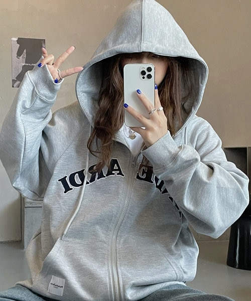 レディースのパーカーの通販｜&mall（アンドモール）三井ショッピング