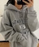 グレー