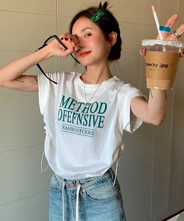 ロゴ Y2K クロップド ショート丈 ドロースト ヴィンテージライク 古着風 ストリート 半袖 Tシャツ