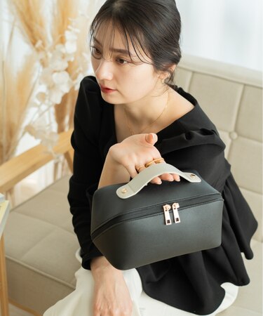 【取り外し可能ポーチ付き】【180度開く】Rename ハンドル付き メイクポーチ