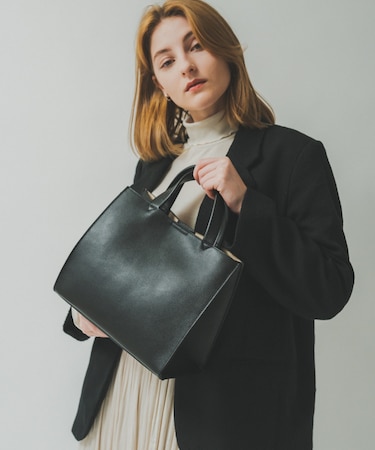 Rename カウレザー 本革 スクエア ミニ トートバッグ A4収納可能