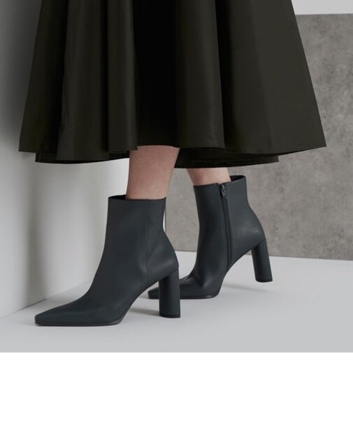 ブレードヒール アンクルブーツ / Blade Heel Ankle Boots