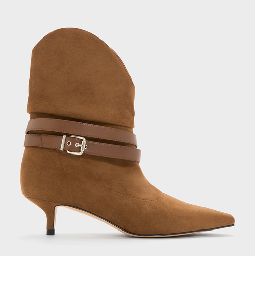 Karter カーター ポインテッドトゥルーシュドバックルキトゥンヒールブーツ