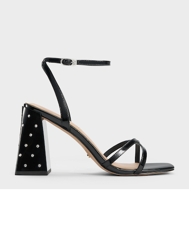 Emmaline エマリーン パテントレザークリスタルヒールアンクルストラップサンダル